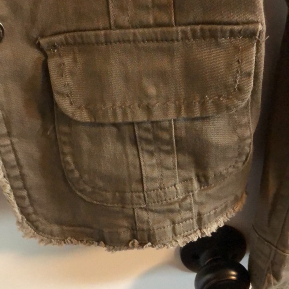 Brown cropped blazer - Picture 4 of 6